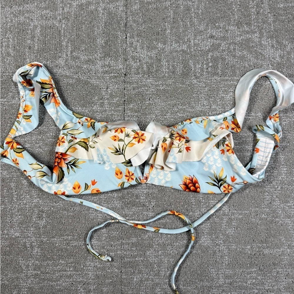 Aqua Bendita Tie Back Floral Bikini Top Womens Size Small?